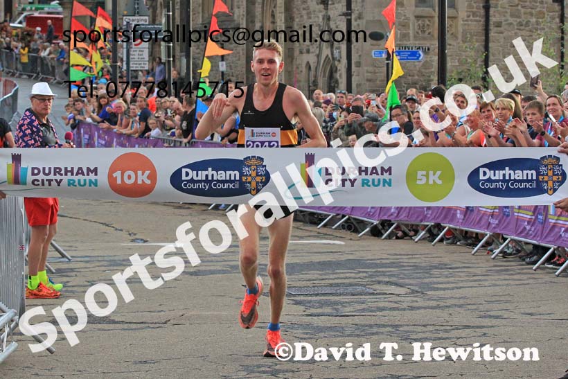 The Durham City Run 10k, 2022 Durham City Run 5k and 10k Road Races, Friday, july 15th, Photo: David T. Hewitson/Sports for All Pics